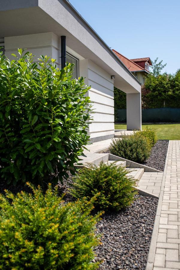 Twins Apartman Hévíz Exterior foto
