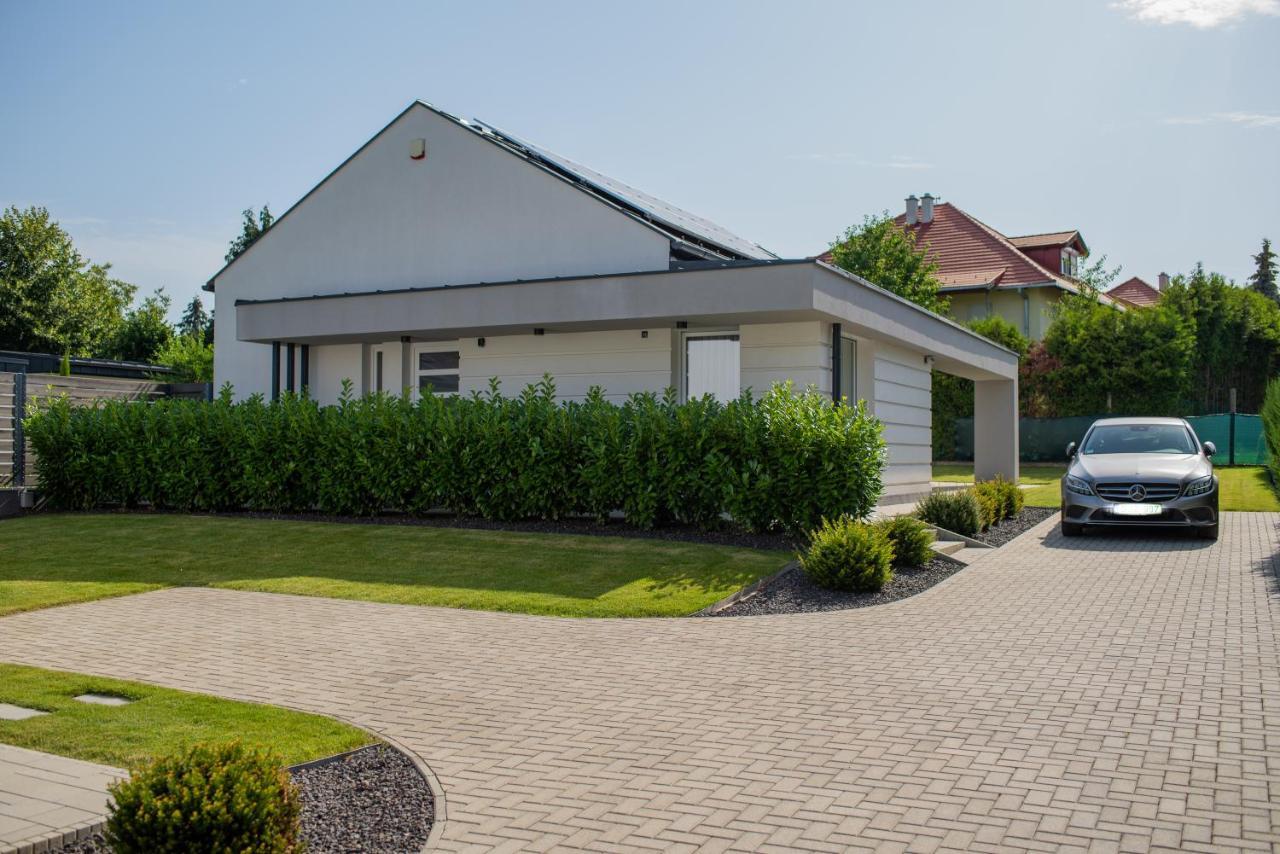 Twins Apartman Hévíz Exterior foto
